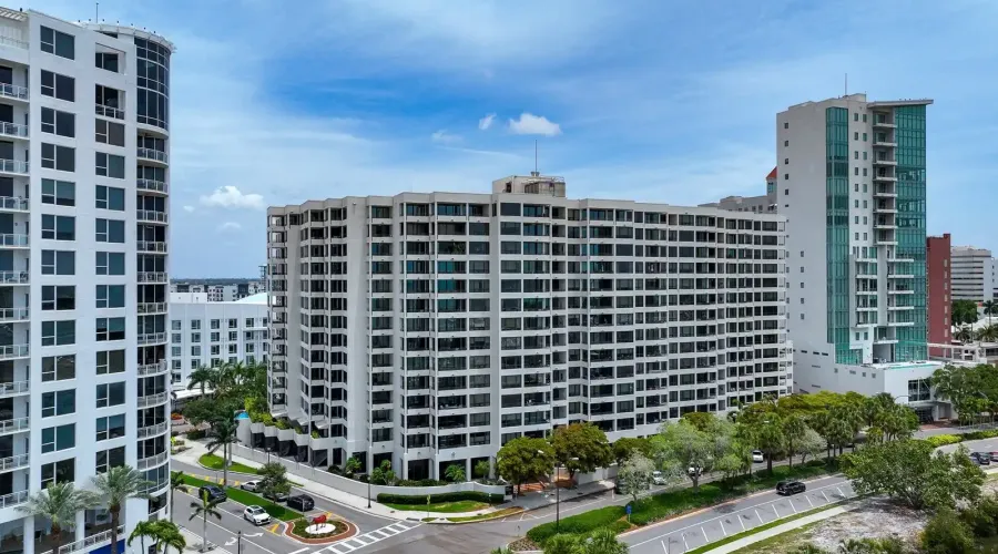 1255 N Gulfstream Ave, Sarasota, Florida, 34236, United States, 2 Bedrooms Bedrooms, 5 Rooms Rooms,2 BathroomsBathrooms,Residential,For Sale,Bay Plaza,Gulfstream ,11,2015485
