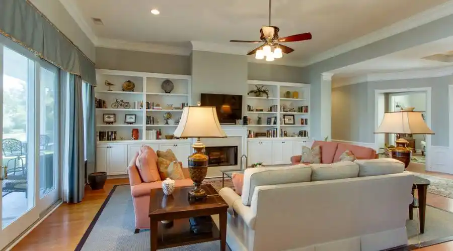 86 Farnsleigh Avenue,Bluffton,South Carolina 29910,United States,4 Bedrooms Bedrooms,4 Rooms Rooms,3 BathroomsBathrooms,Residential,Farnsleigh Avenue,197309