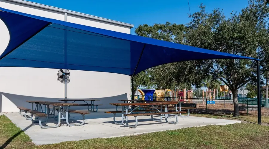 6251 10th Avenue S, Gulfport, Florida, 33707, United States, 4 Bedrooms Bedrooms, 14 Rooms Rooms,2 BathroomsBathrooms,Residential,For Sale,10th Avenue ,2024357