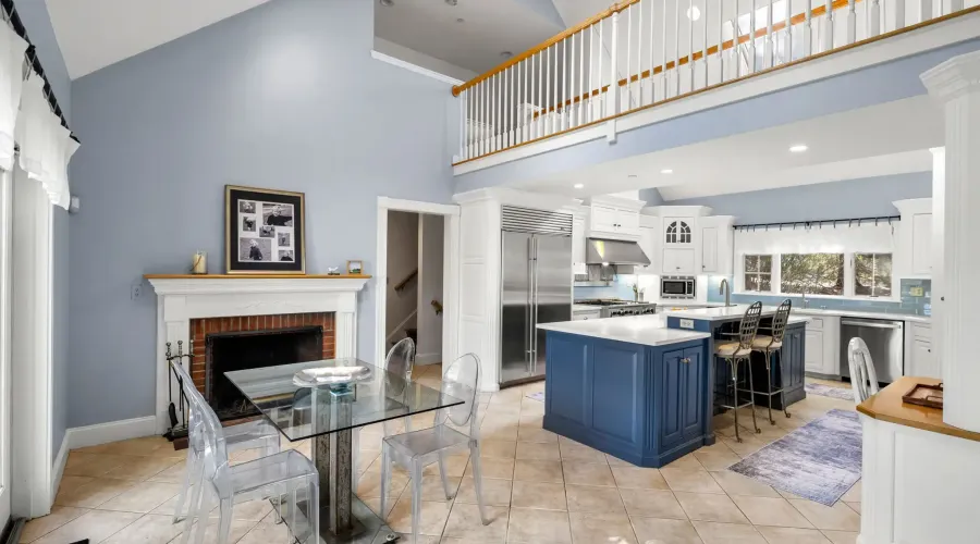 1 Gussett Road, Wenham, Massachusetts, 01984, United States, 5 Bedrooms Bedrooms, 10 Rooms Rooms,5 BathroomsBathrooms,Residential,For Sale,Gussett,2037166