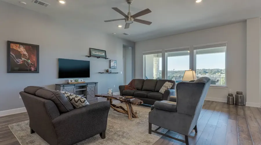 16704 Horondelle Dr, Austin, Texas, 78738, United States, 4 Bedrooms Bedrooms, ,3 BathroomsBathrooms,Residential,For Sale,Horondelle Dr,2043854