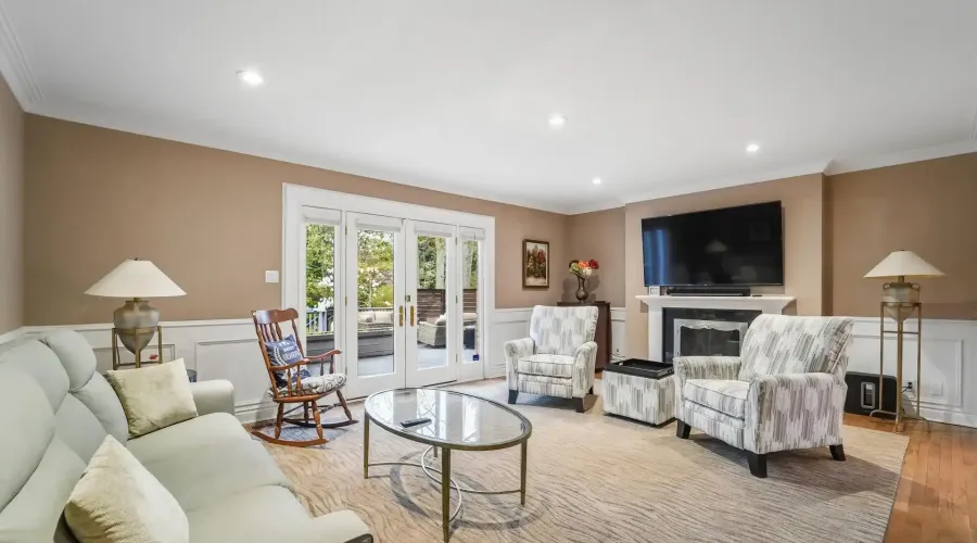 495 Meadow Wood Road, Mississauga, Ontario, L5J 2S4, Canada, 4 Bedrooms Bedrooms, ,6 BathroomsBathrooms,Residential,For Sale,495 Meadow Wood Road,2044200