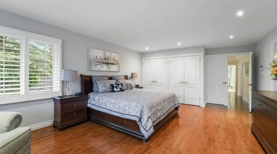 495 Meadow Wood Road, Mississauga, Ontario, L5J 2S4, Canada, 4 Bedrooms Bedrooms, ,6 BathroomsBathrooms,Residential,For Sale,495 Meadow Wood Road,2044200