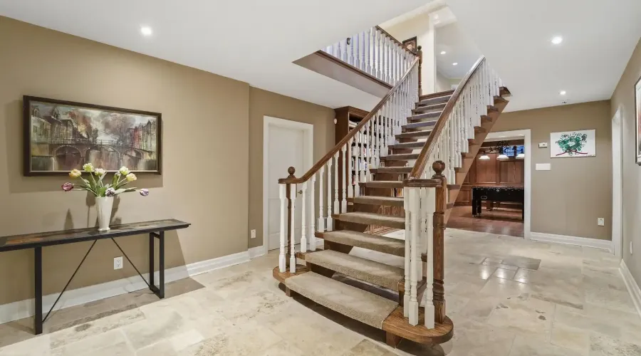 495 Meadow Wood Road, Mississauga, Ontario, L5J 2S4, Canada, 4 Bedrooms Bedrooms, ,6 BathroomsBathrooms,Residential,For Sale,495 Meadow Wood Road,2044200
