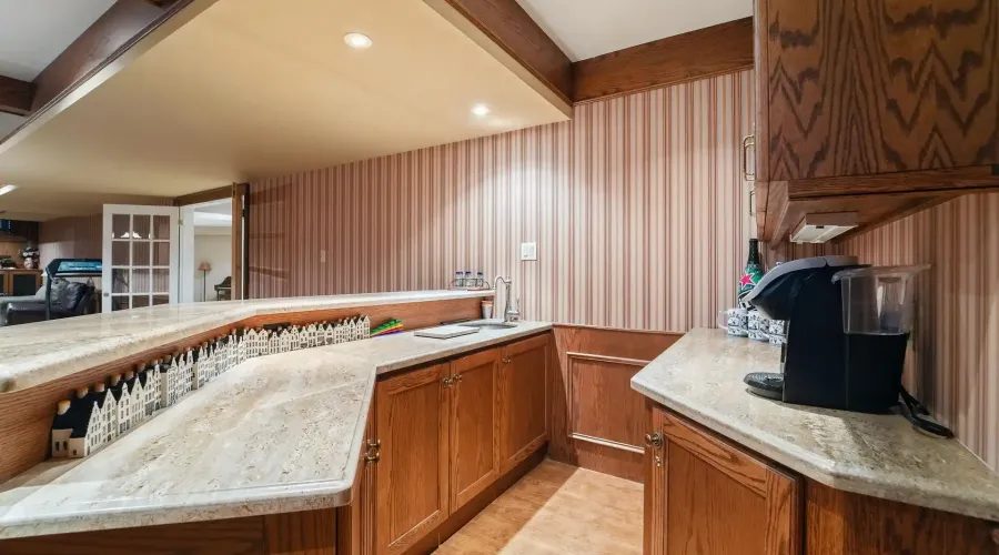 495 Meadow Wood Road, Mississauga, Ontario, L5J 2S4, Canada, 4 Bedrooms Bedrooms, ,6 BathroomsBathrooms,Residential,For Sale,495 Meadow Wood Road,2044200