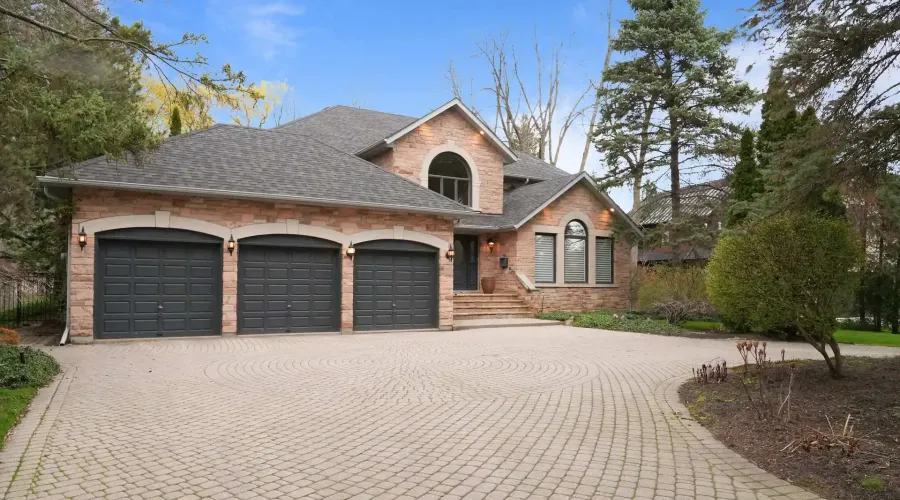 495 Meadow Wood Road, Mississauga, Ontario, L5J 2S4, Canada, 4 Bedrooms Bedrooms, ,6 BathroomsBathrooms,Residential,For Sale,495 Meadow Wood Road,2044200