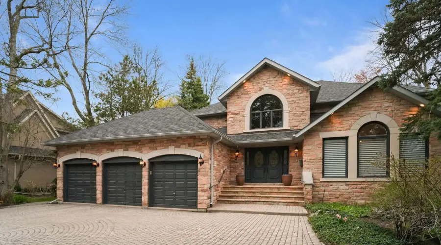 495 Meadow Wood Road, Mississauga, Ontario, L5J 2S4, Canada, 4 Bedrooms Bedrooms, ,6 BathroomsBathrooms,Residential,For Sale,495 Meadow Wood Road,2044200