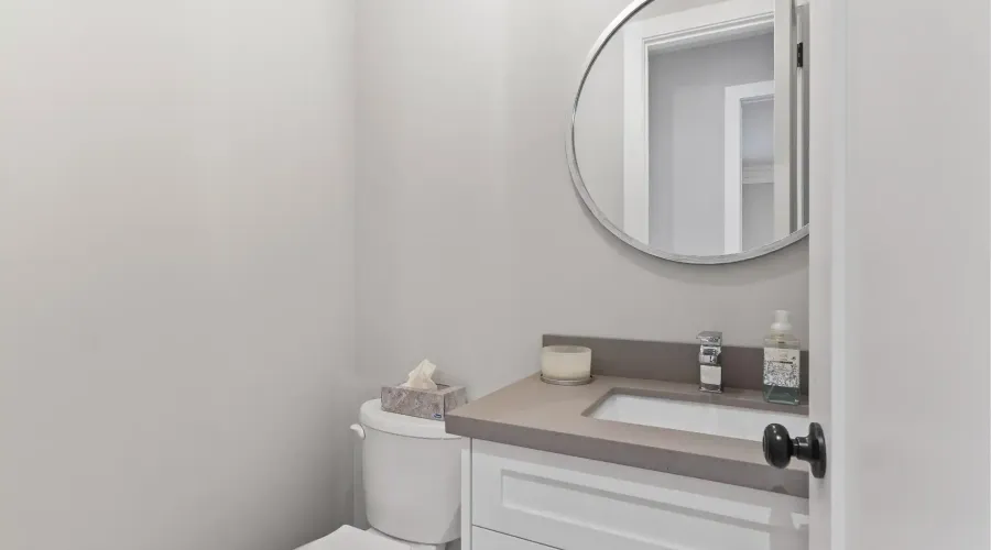 3047 Grenville Drive, Mississauga, Ontario, L5A 2P6, Canada, 4 Bedrooms Bedrooms, ,7 BathroomsBathrooms,Residential,For Sale,3047 Grenville Drive,2044201