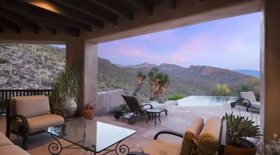 6799 N Rattlesnake Canyon Road,Tucson,Arizona 85750,United States,5 Bedrooms Bedrooms,7 BathroomsBathrooms,Residential,N Rattlesnake Canyon Road,246133