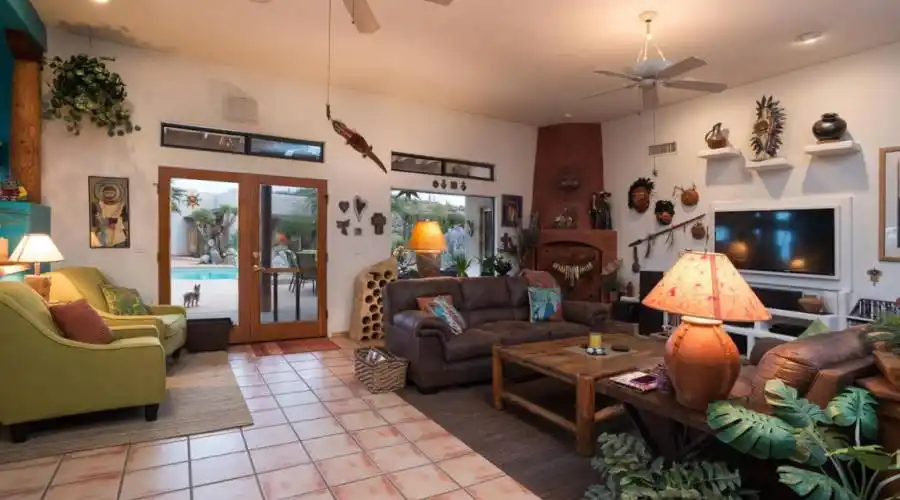 5264 W Sweetwater Drive,Tucson,Arizona 85745,United States,Residential,W Sweetwater Drive,249536