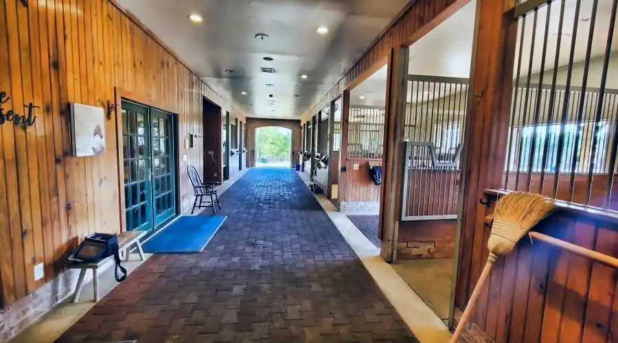 3000 Lakebay Road, Vass, North Carolina 28394, United States, 4 Bedrooms Bedrooms, 10 Rooms Rooms,5 BathroomsBathrooms,Residential,For Sale,3000 Lakebay,Lakebay Road,867502